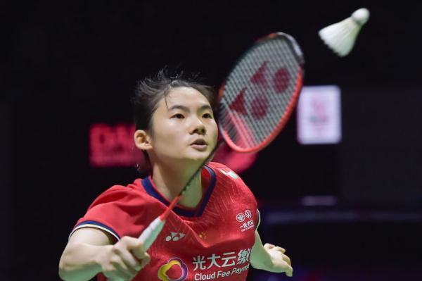 在禁区内形 在禁区内形