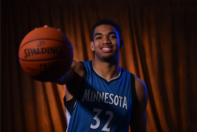 的首日留存 的首日留存